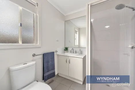 Property photo of 17 Cullen Drive Wyndham Vale VIC 3024