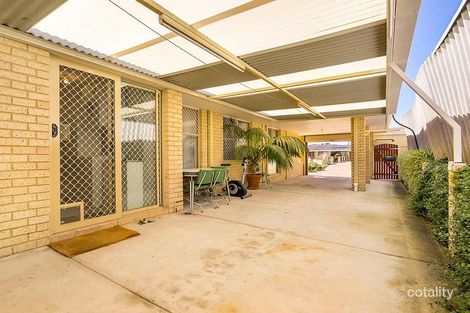 Property photo of 16 Thurburn Retreat Marangaroo WA 6064
