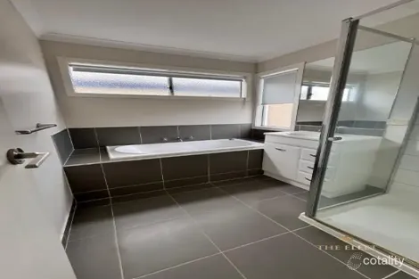 Property photo of 3/46 Emperor Parade Tarneit VIC 3029