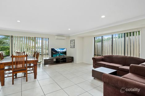 Property photo of 102 Wunburra Circle Pacific Pines QLD 4211