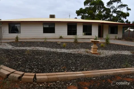 1 Mulgaria Cres, Roxby Downs, SA 5725