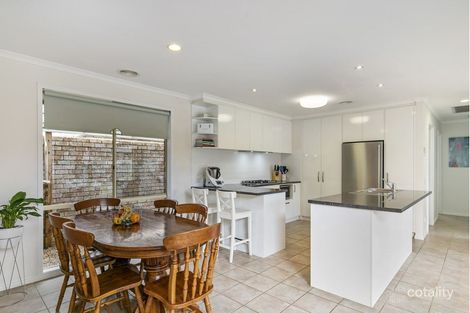 Property photo of 2 John Monash Drive Skye VIC 3977