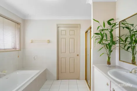 Property photo of 8 Bannockburn Crescent Parkinson QLD 4115