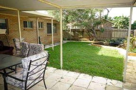 1/13 Stephanie Ct, Labrador, QLD 4215