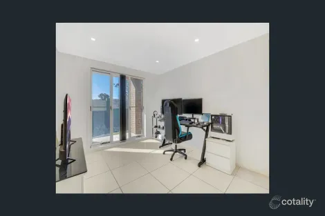 Property photo of 1 Doubletail Lane Denham Court NSW 2565