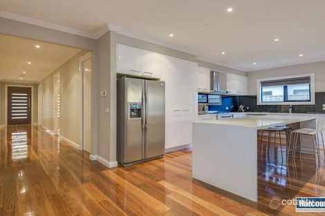 Property photo of 46 Limeburner Grove Botanic Ridge VIC 3977