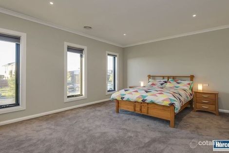 Property photo of 46 Limeburner Grove Botanic Ridge VIC 3977