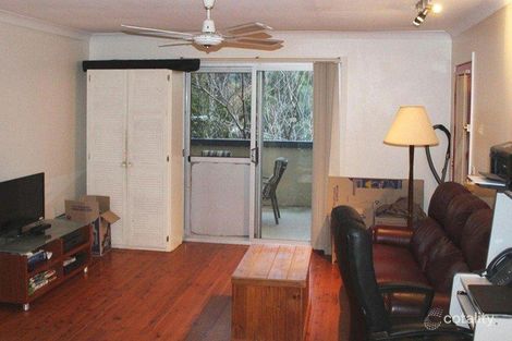 Property photo of 6 Adnamira Close Wyoming NSW 2250