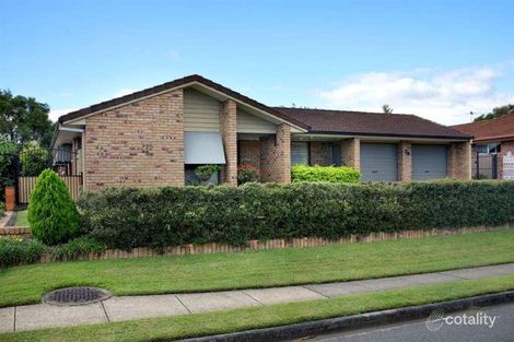 76 Cadogan St, Carindale, QLD 4152