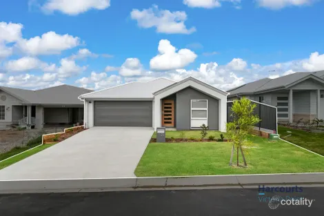 22 Hazell Cct, Victoria Point, QLD 4165