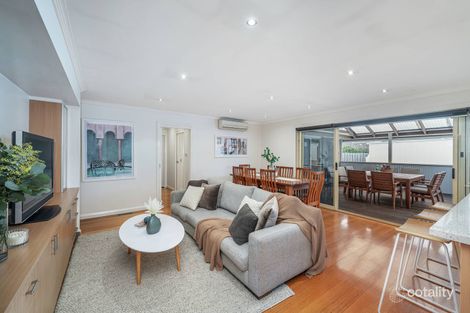 Property photo of 18 Woorigoleen Drive Keilor East VIC 3033