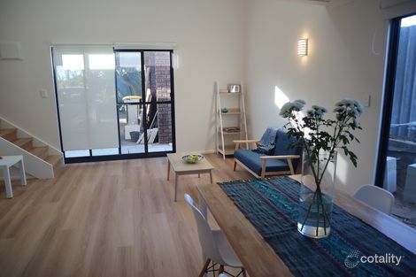 Property photo of 31 Sparrow Way Spearwood WA 6163