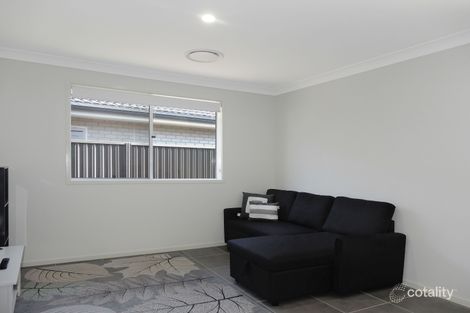 Property photo of 26 Cadogan Crescent Woongarrah NSW 2259