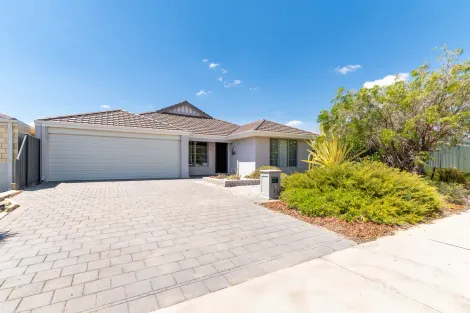 4 Splendens Ave, Banksia Grove, WA 6031