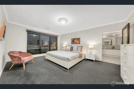 Property photo of 127 Eaststone Avenue Wollert VIC 3750