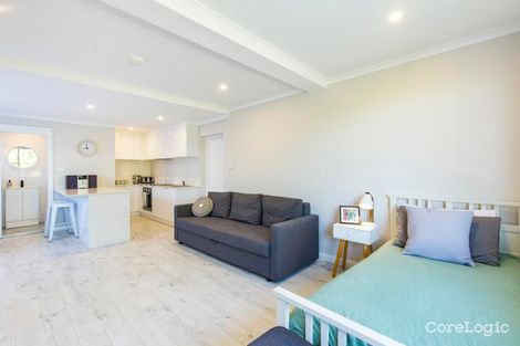 Property photo of 5 Holly Circuit New Lambton Heights NSW 2305