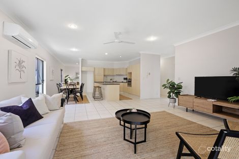 Property photo of 8 Grenada Court Varsity Lakes QLD 4227