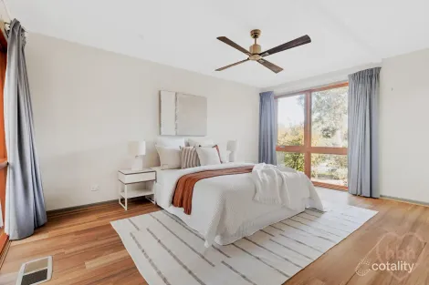 Property photo of 7 Cumpston Place Macgregor ACT 2615