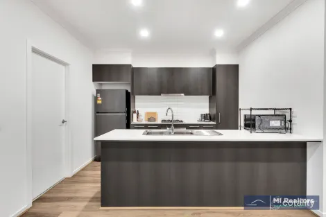 Property photo of 23 Bodnat Street Truganina VIC 3029