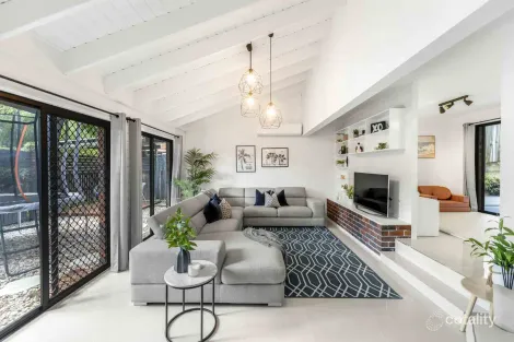 Property photo of 35 Narcamus Crescent Shailer Park QLD 4128