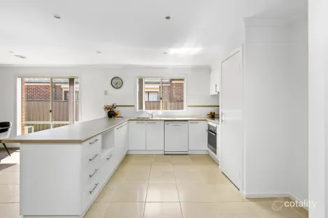 Property photo of 19 Goddard Street Tarneit VIC 3029