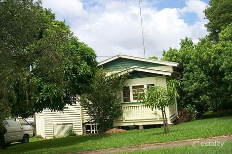 64 Falconer St, Southport, QLD 4215