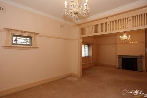 Property photo of 4 Chatswood Avenue Chatswood NSW 2067