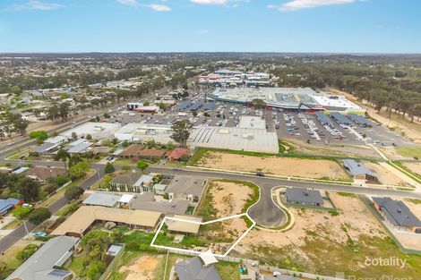 Property photo of 5 Cortland Close Kangaroo Flat VIC 3555