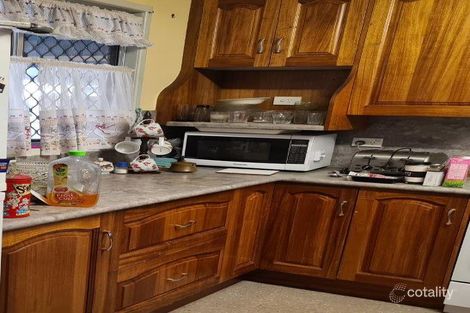 Property photo of 106 Park Street Park Avenue QLD 4701