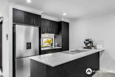 66 Mckinnon Dr, Yarrabilba, QLD 4207