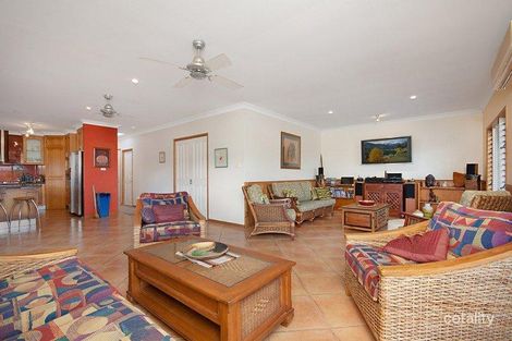 Property photo of 6 Crows Nest Terrace Trinity Beach QLD 4879