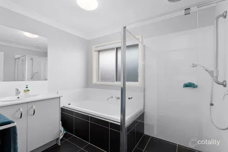 Property photo of 7 Firetail Street Deebing Heights QLD 4306