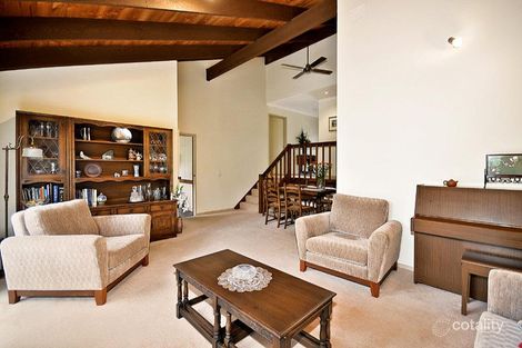 Property photo of 9 Monclaire Court Eltham VIC 3095