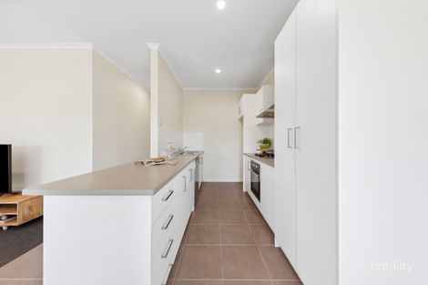 Property photo of 13 Herbert Street Pakenham VIC 3810