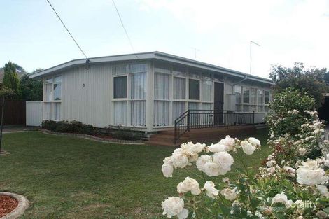 106 Moss Ave, Mount Helen, VIC 3350