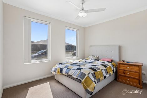 Property photo of 15 Cinnabar Bend Aveley WA 6069