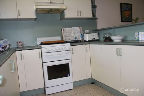 Property photo of 3/6 Leigh Street West End QLD 4810