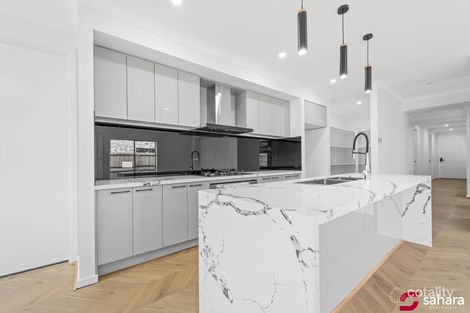 Property photo of 8 Owen Way Deanside VIC 3336