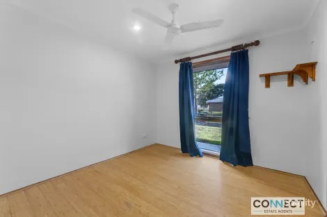 Property photo of 10 Hindmarsh Court Cranbourne North VIC 3977