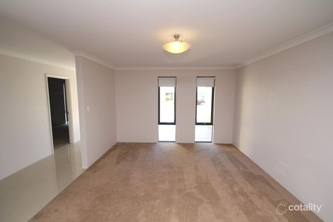 Property photo of 13 Randwick Bend Harrisdale WA 6112