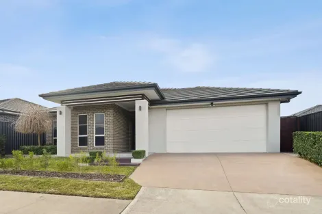 7 Buffalo Rd, Oran Park, NSW 2570