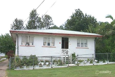 2 Birdwood St, North Ipswich, QLD 4305