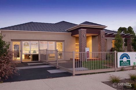 21 Loxton Way, Pakenham, VIC 3810