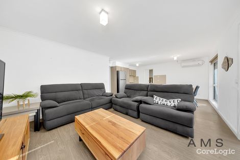 Property photo of 188 Grand Boulevard Craigieburn VIC 3064