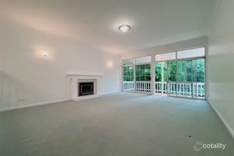 Property photo of 11 Carnoustie Court Indooroopilly QLD 4068
