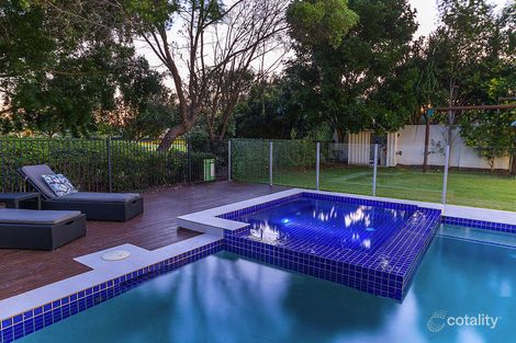 Property photo of 2141 Riverside Drive Hope Island QLD 4212