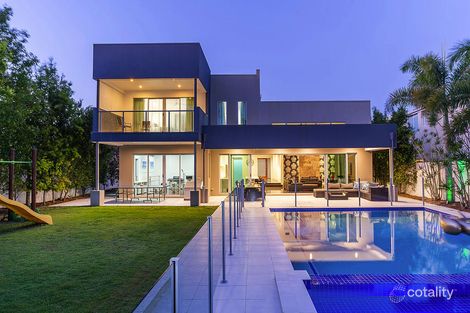 Property photo of 2141 Riverside Drive Hope Island QLD 4212