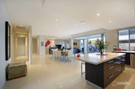 Property photo of 5 Sumatra Court Parrearra QLD 4575