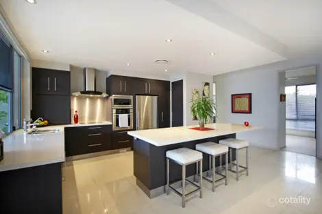 Property photo of 5 Sumatra Court Parrearra QLD 4575