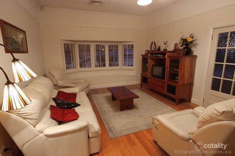 Property photo of 17 Wooden Street Turvey Park NSW 2650